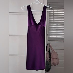 Purple elegant dress w tie in back